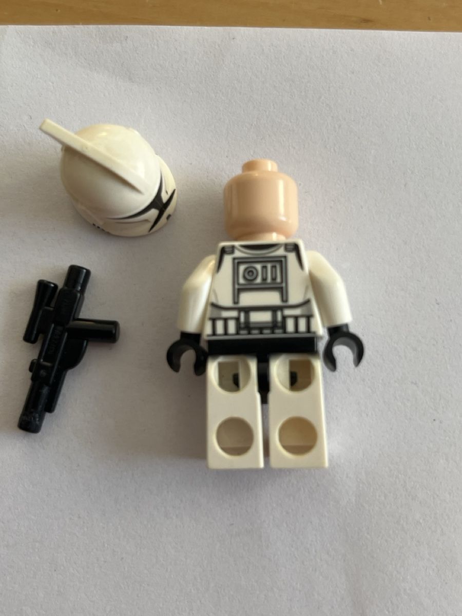 Statuette: LEGO Star Wars Clone Trooper Figur mit Blaster! – Usato da neuenhof venduto da cocoros 3