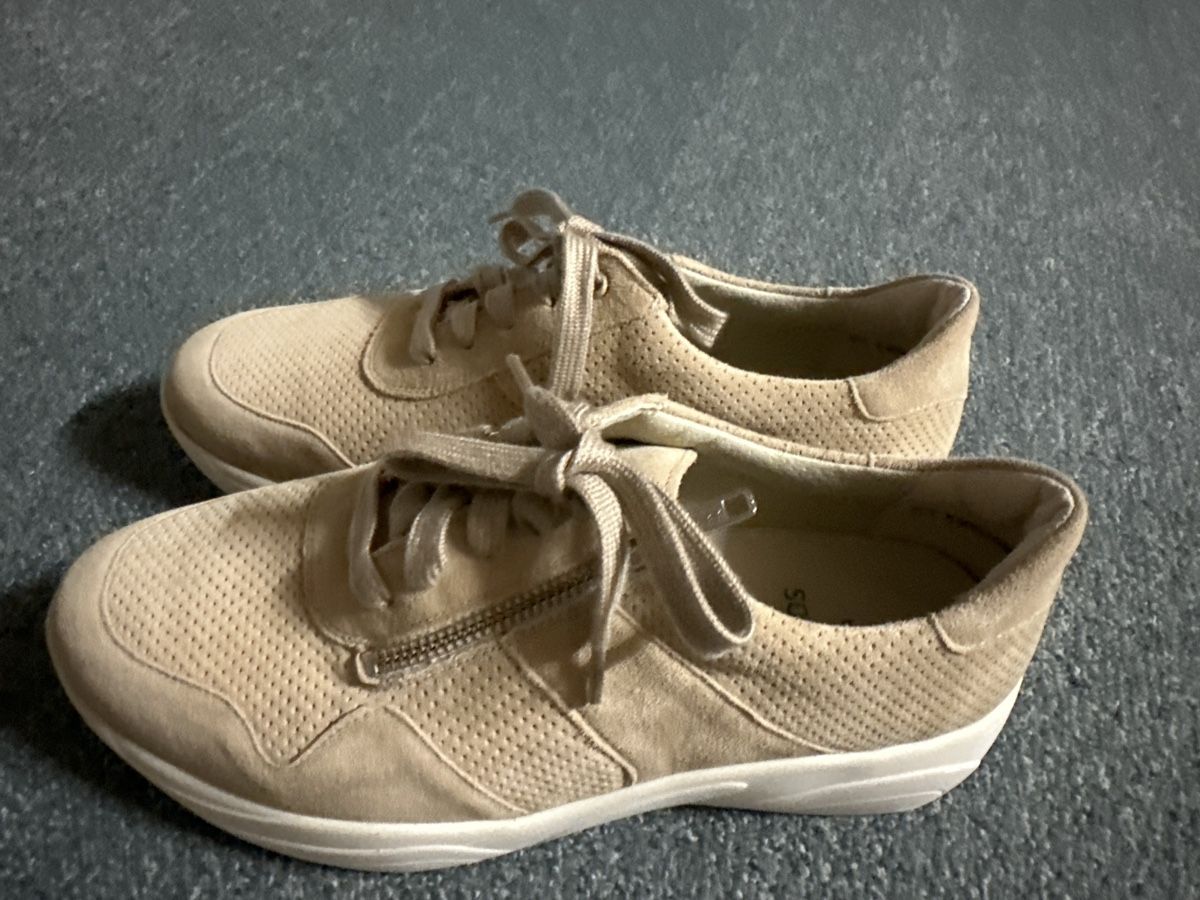 Scarpe da donna: Solidus Halbschuhe Gr 39.5 neu  – Nuovo e nell'imballaggio originale da Baltschieder venduto da YmroBe