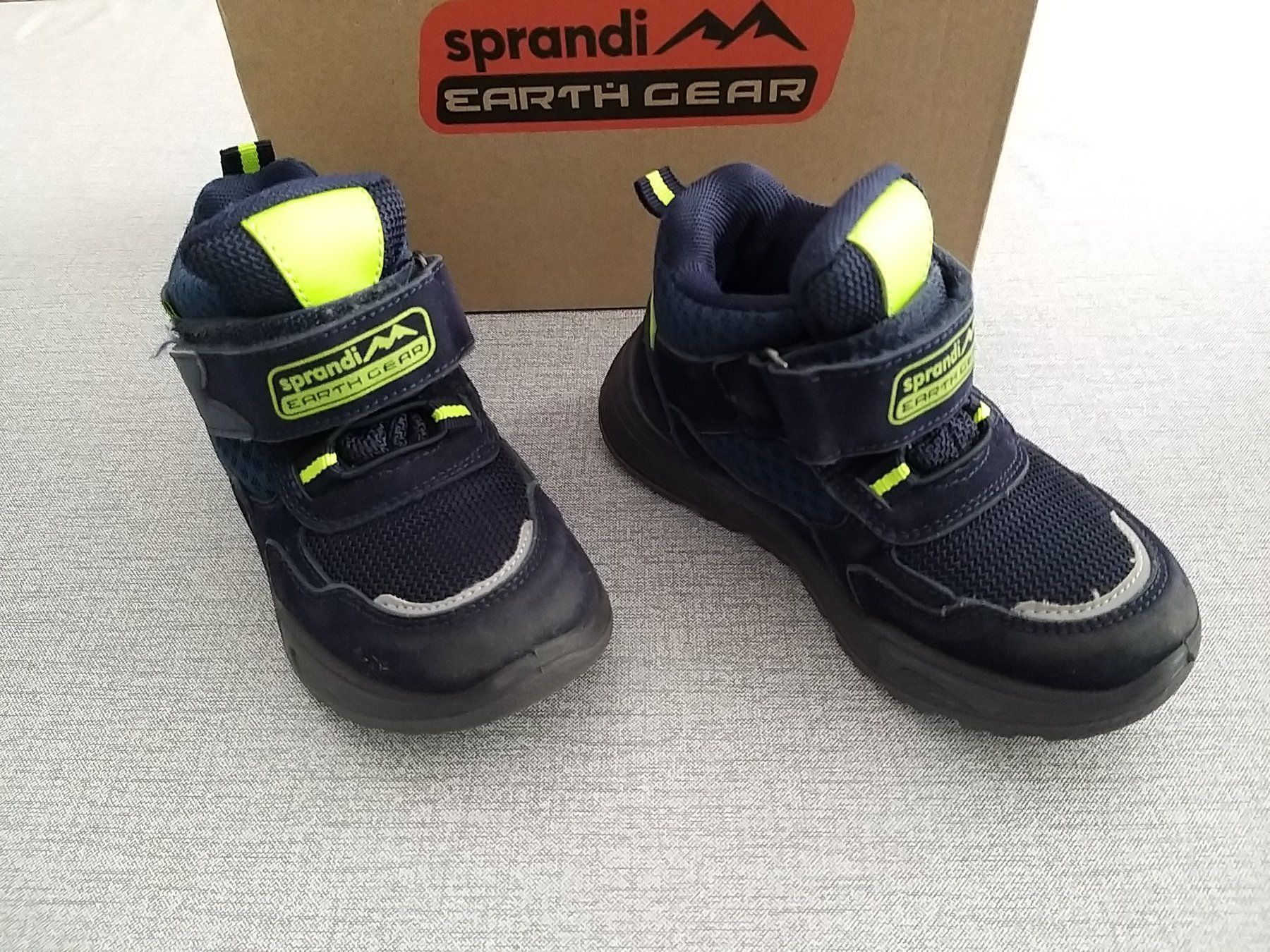 Scarpe per ragazzi: Kindershuhe / Chaussures garçon Sprandi Gr 27 – Usato da Coldrerio venduto da dgv 2
