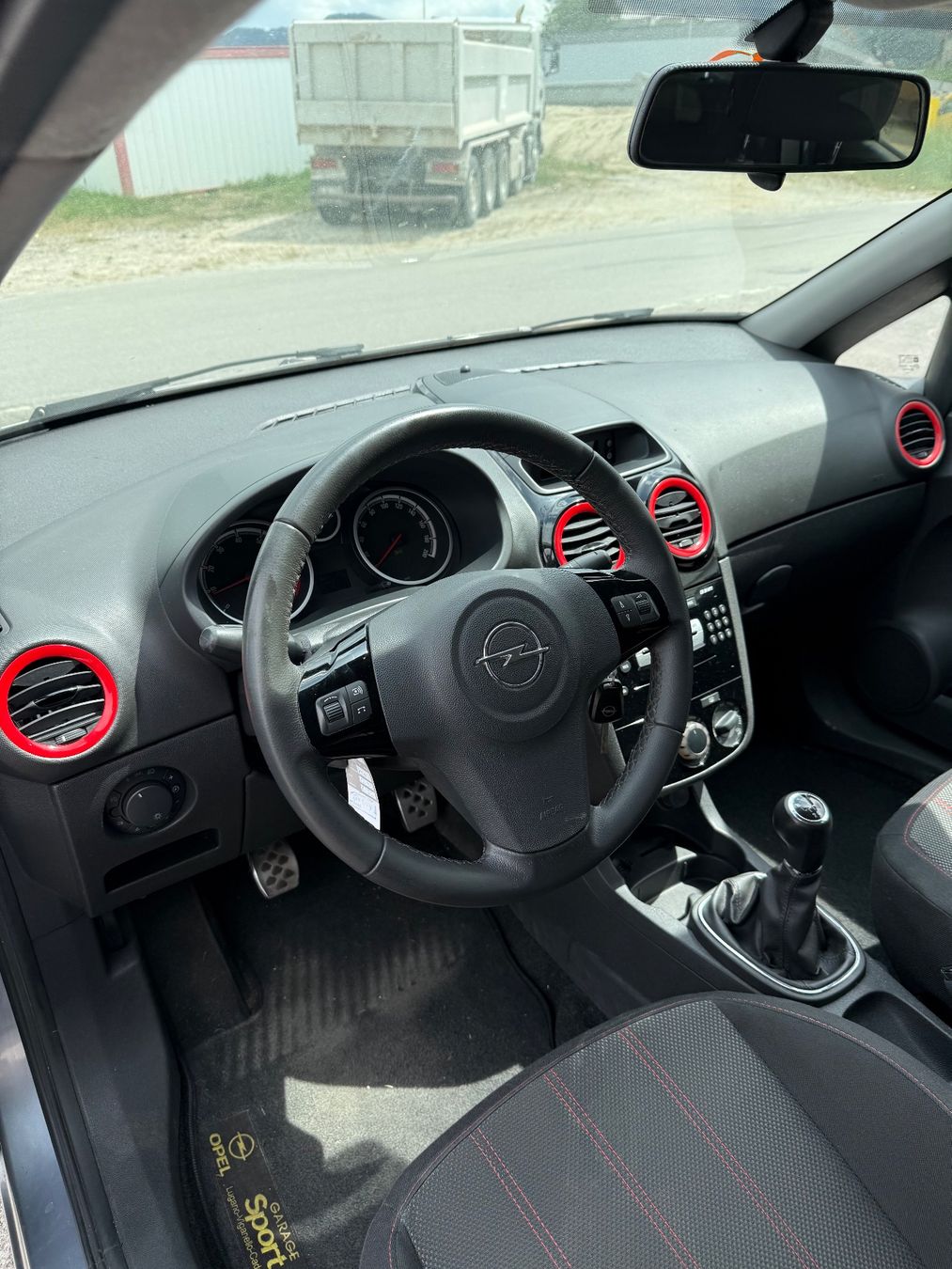 Opel Automobili: Opel Corsa D14 AB 1CHF !!!! – Usato da Lentigny venduto da Driton29 5