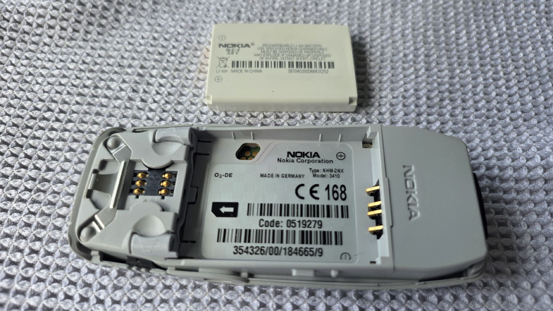 Nokia Handys / Smartphones: NOKIA 3410 Top Klassiker  – Gebraucht aus Grosshöchstetten von preisvoyeur 3