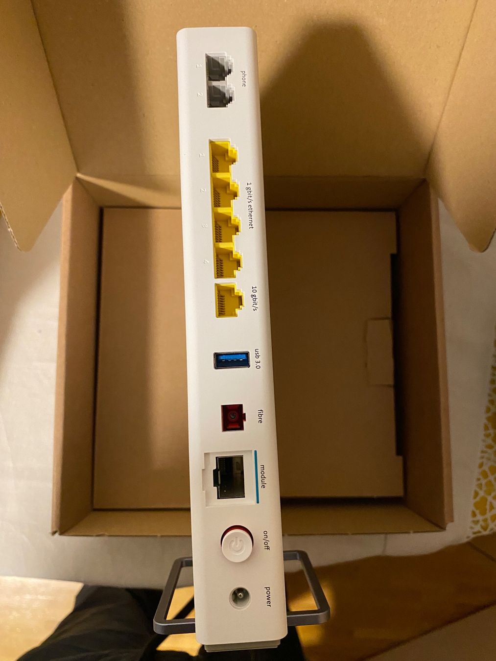Swisscom Modem & Router: Internet Box 4 – Usato da Zufikon venduto da Connec 1