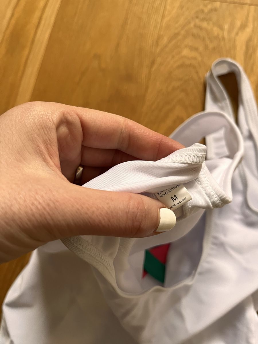 Maillots de bain & Bikinis: Badekleid M – Neuf avec emballage d'origine à Dotzigen par White_Warrior 3