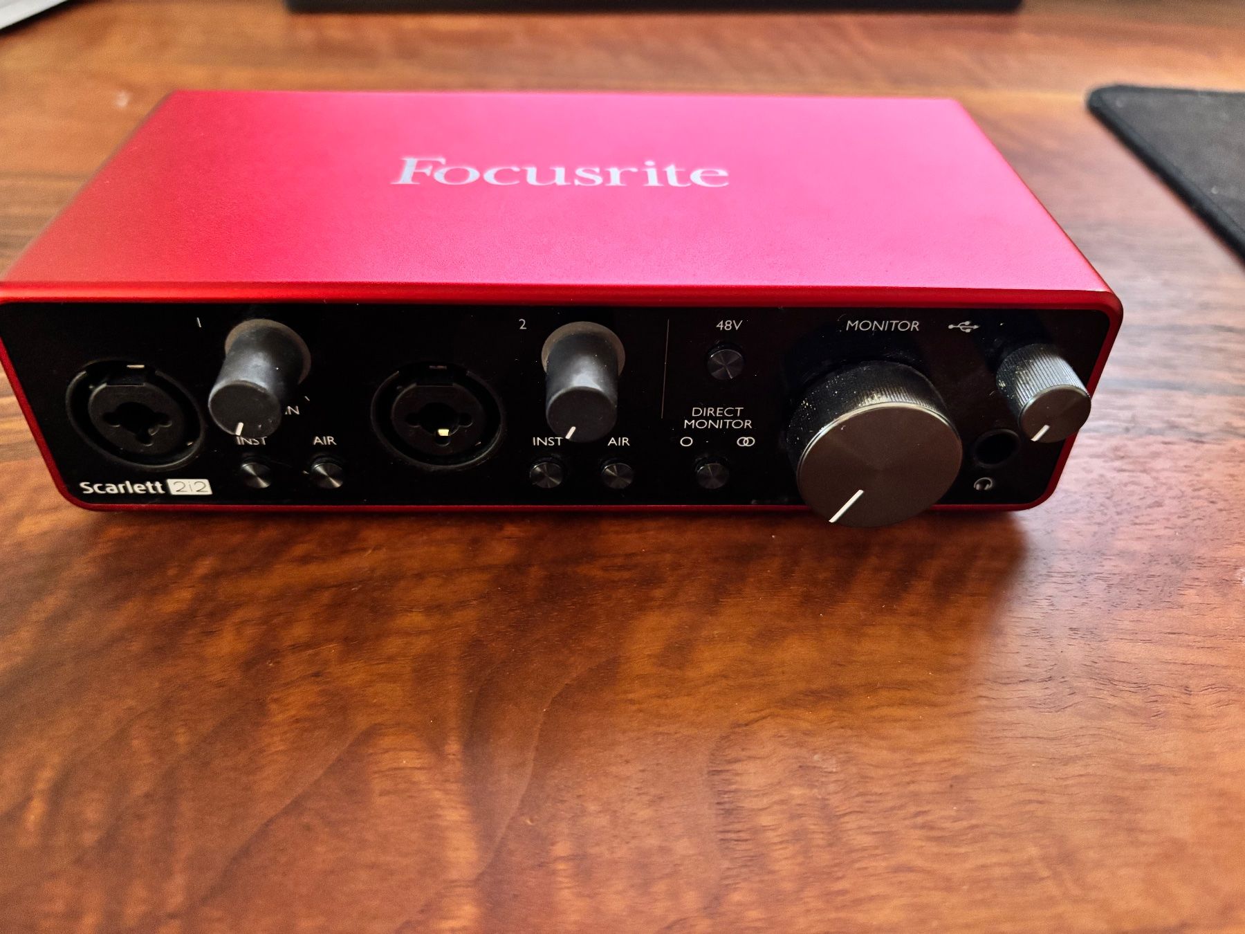 Focusrite Equipement studio: Focusrite Scarlett 2i2 – D'occasion à Bern par val_nz9b