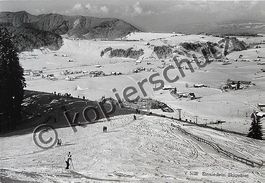 EINSIEDELN Skigebiet, Skilift, Skifahrer