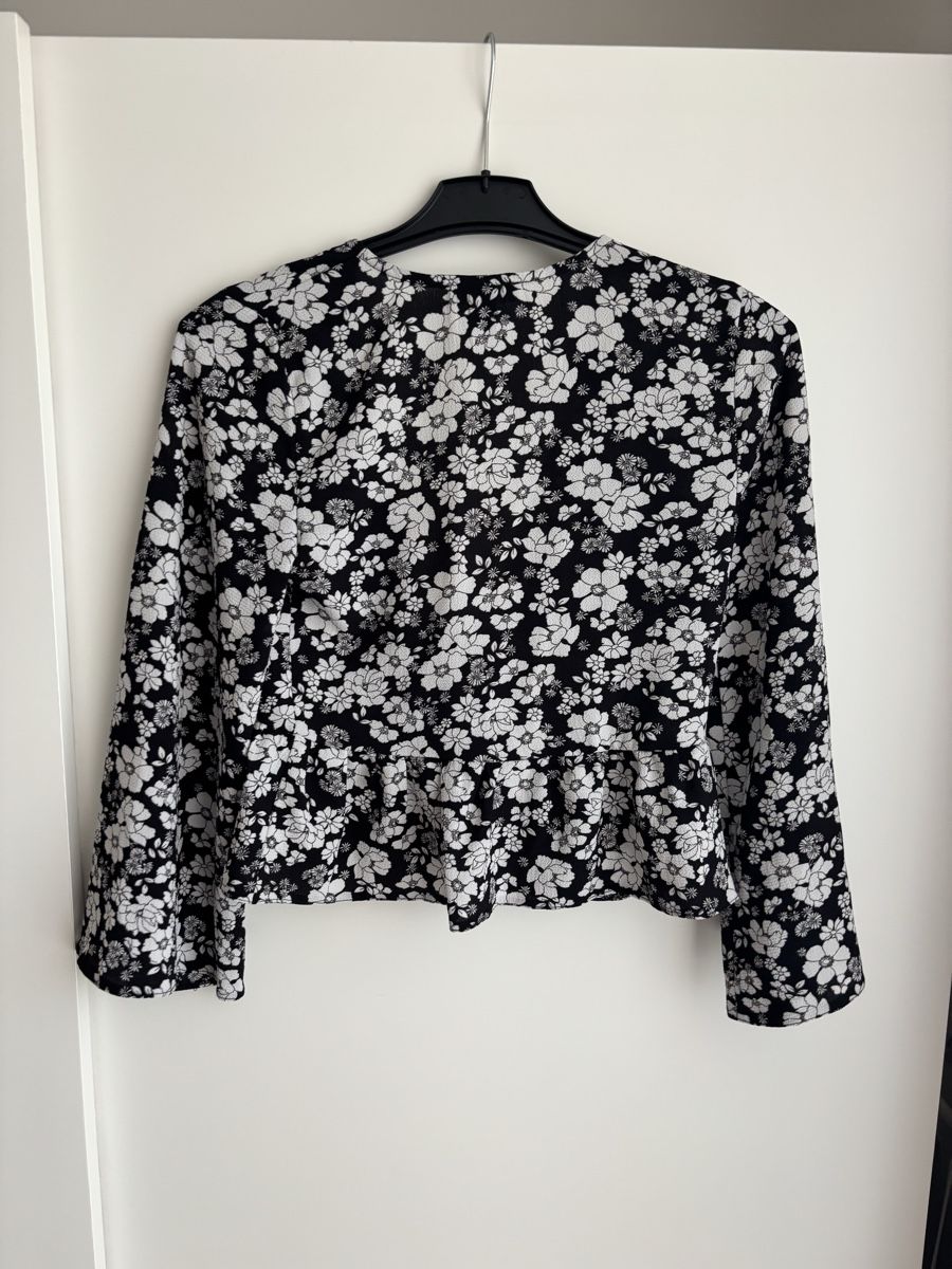 New Look Blusen: Bluse mit Blumenmuster – Gebraucht aus Winterthur von leimaj 3