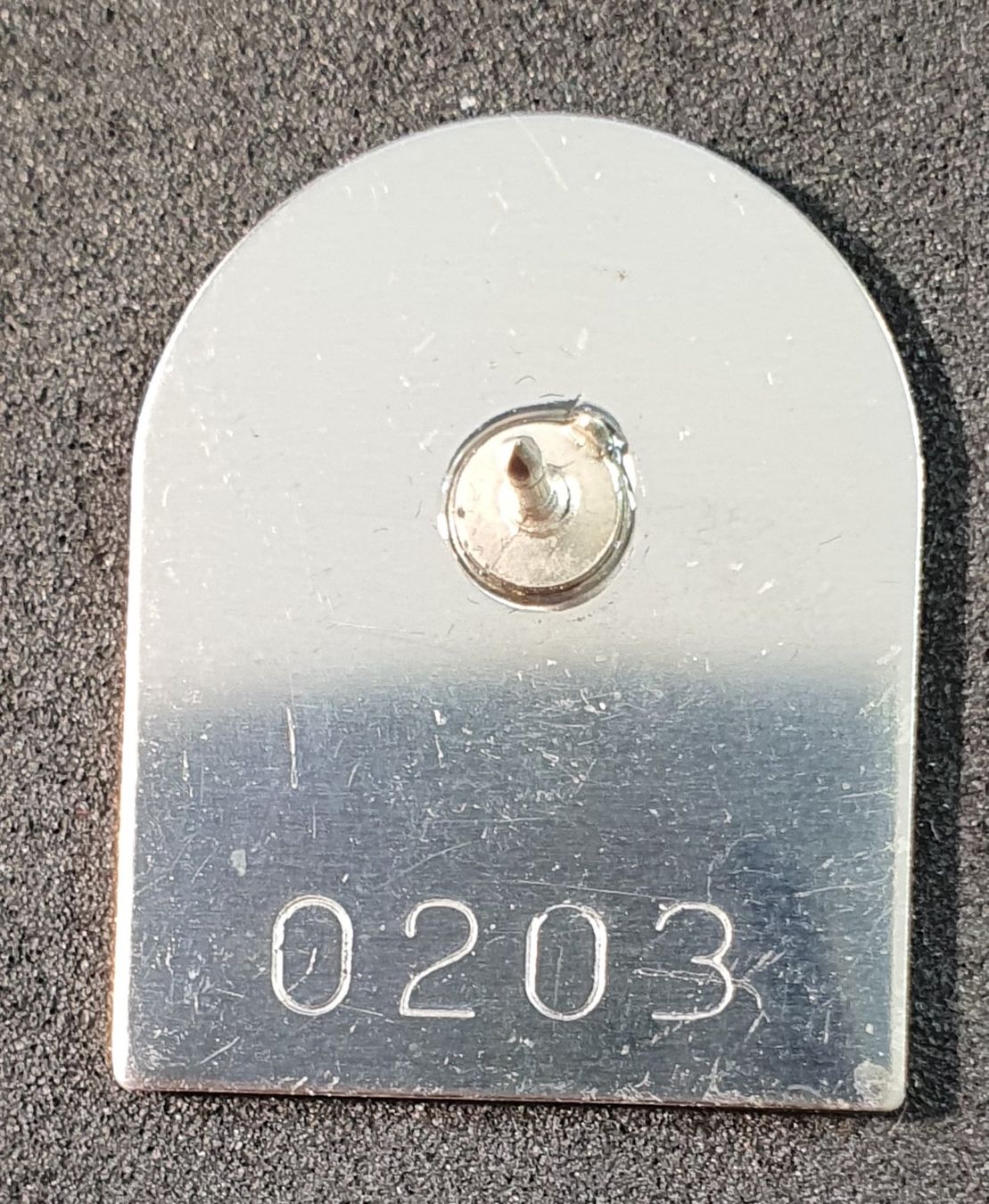 Placchette & Badge: BB918 - Pin Bier Beer / Sonnenbräu Eisgalgen – Usato da Reinach BL venduto da Boston-Verkauf 1