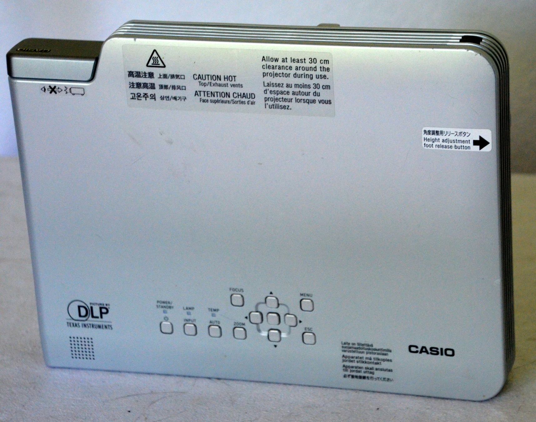 Home Cinema: Casio Data Projector XJ-S31 DLP Projektor  / projecteur – Difettoso da Collonges venduto da arashee 2