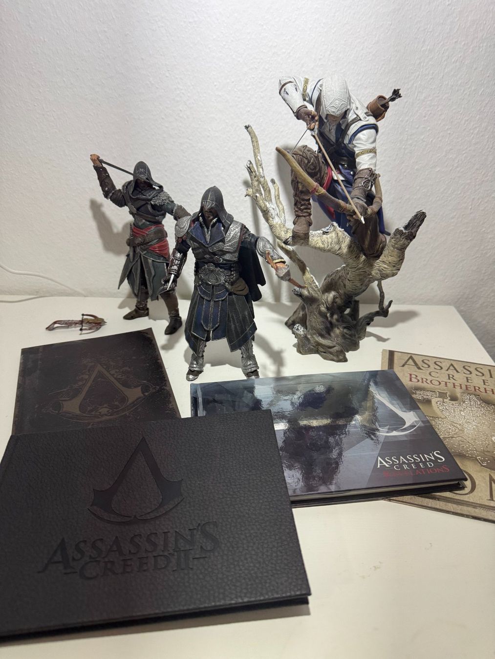 Statuette: Lot Assassin's Creed Figurine – Usato da Fribourg venduto da C.Garcia
