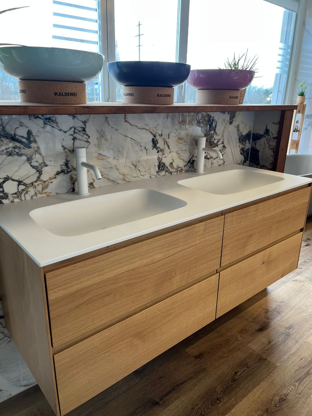 Mobili per bagno: NE13 Badmöbel-Set 140 cm Eiche Premiun und Corian Waschtisch – Nuovo (secondo la descrizione) da Lostorf venduto da AZIMMOHT 3