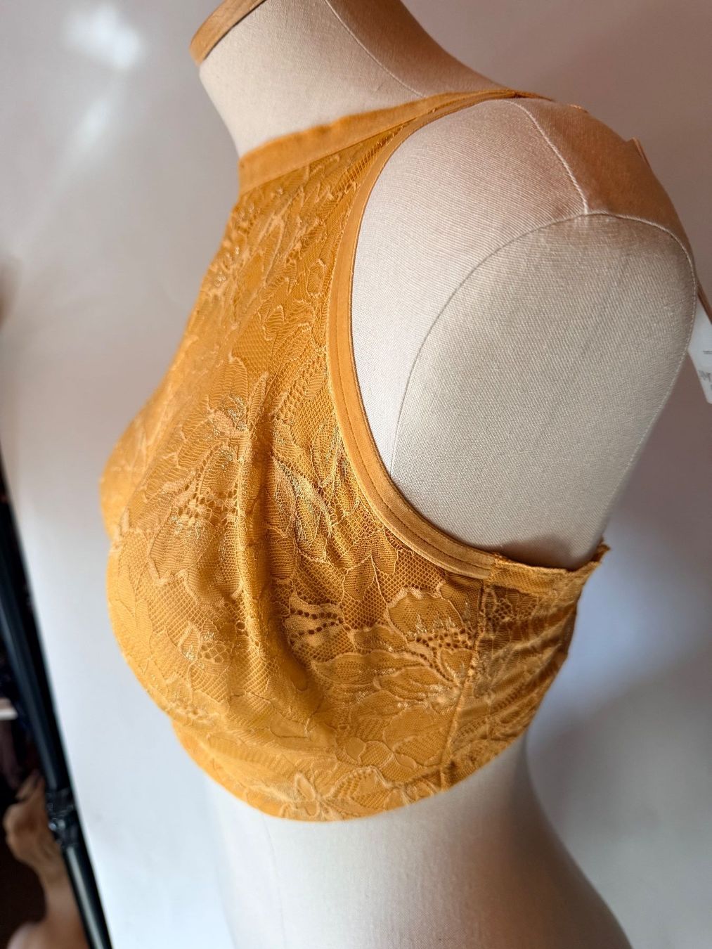 Triumph Altra biancheria intima: TRIUMPH, Bustier AMOURETTE CHARM Shimmer, Grösse 85E, Orange – Nuovo e nell'imballaggio originale da Rudolfstetten venduto da gst_g7xl 1