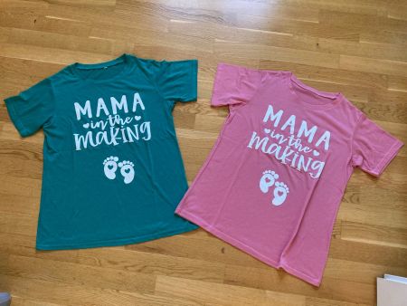 5x Schwangerschafts-Shirts bzw. -Pullover