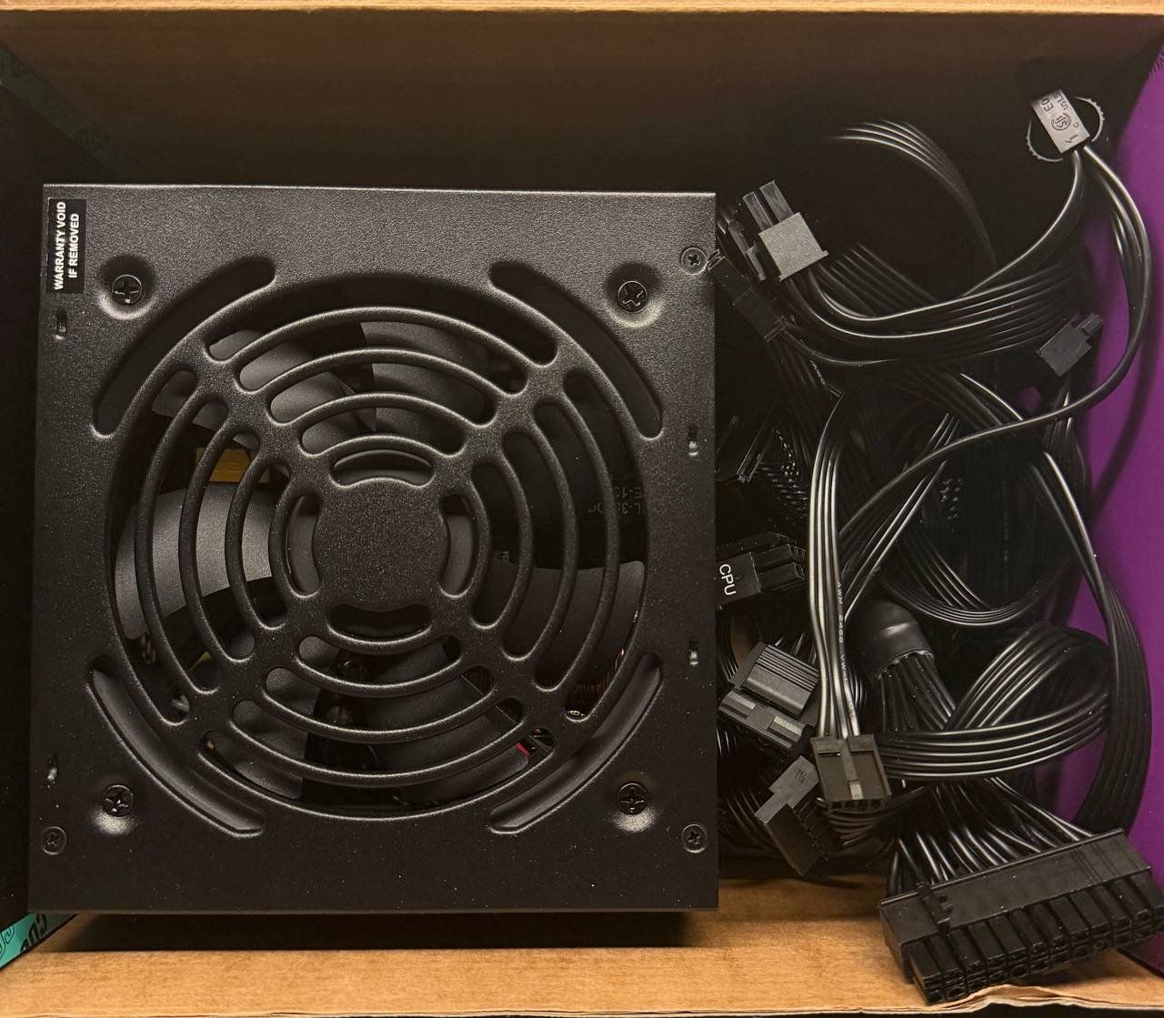 PC: Das ist ein PC-Netzteil mit 500 Watt. – Nuovo (secondo la descrizione) da Bern venduto da ole_5vj9