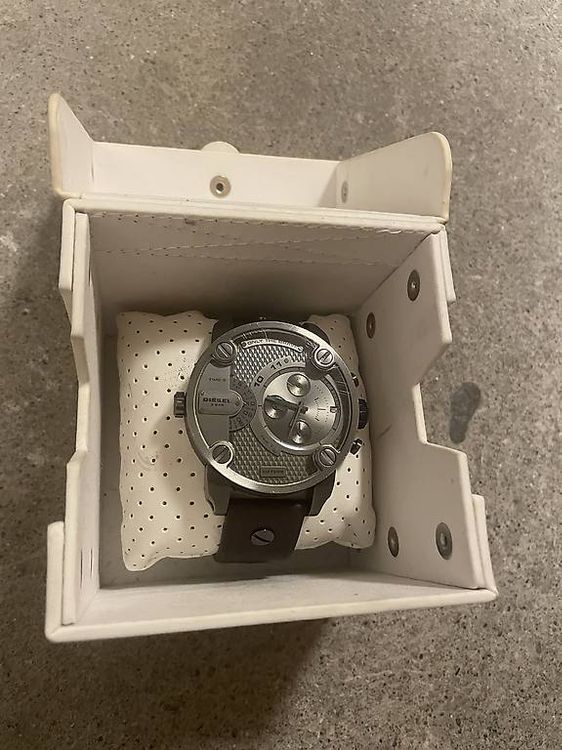 Uhr von Diesel 2