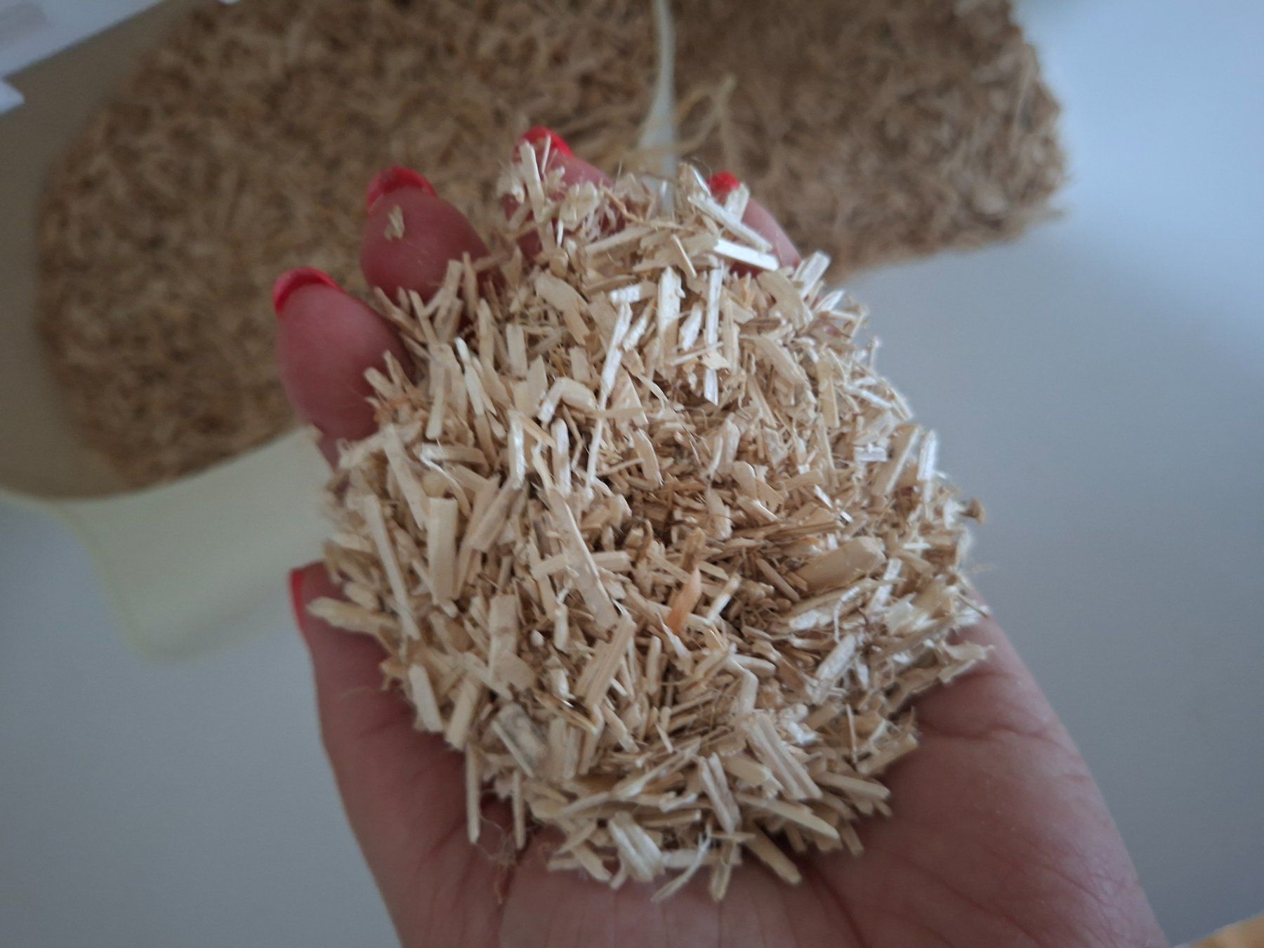 Matériau de remplissage: Hanfspäne 5kg, Hanfschäben als Einstreu oder Füllmaterial – Neuf avec emballage d'origine à Rüti ZH par Elluc 2