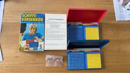 Klassisches Battleship Schiffe versenken Spiel