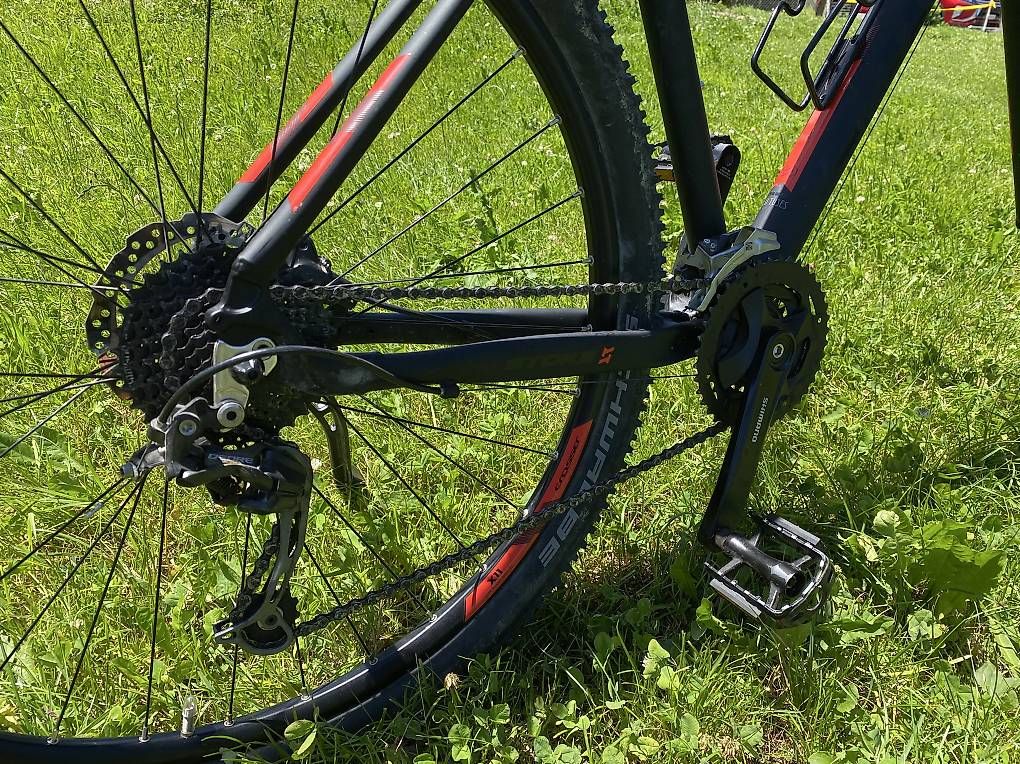 Biciclette: Mountain Bike schwarz – Usato da Gähwil venduto da rog_w8d2 2