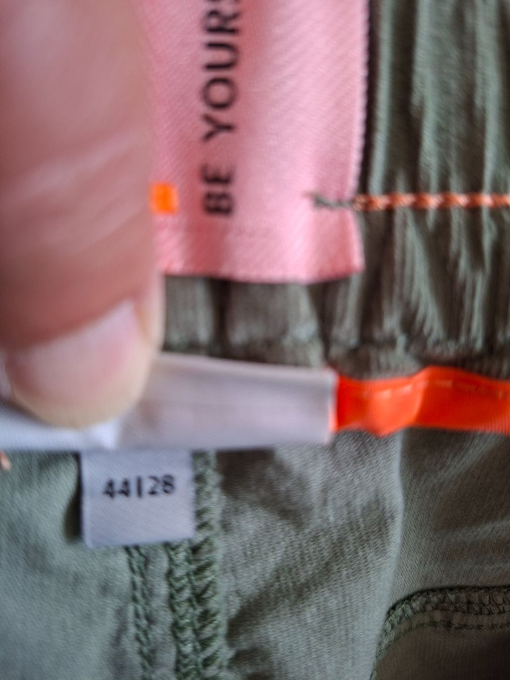 Pantaloni: Feincordhose Street One Gr.44/28 – Nuovo (secondo la descrizione) da Gebenstorf venduto da Zwirbeline 3
