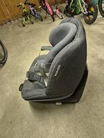Kindersitz Maxi Cosi i Size mit Basisstation
