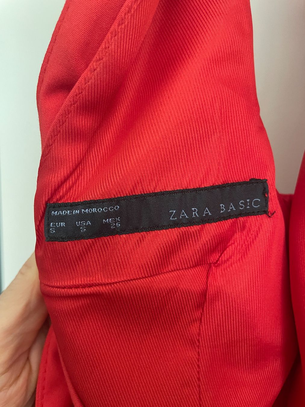 Zara Vestiti: Red Mini Dress open back – Nuovo (secondo la descrizione) da Rüschlikon venduto da Brixen07 2