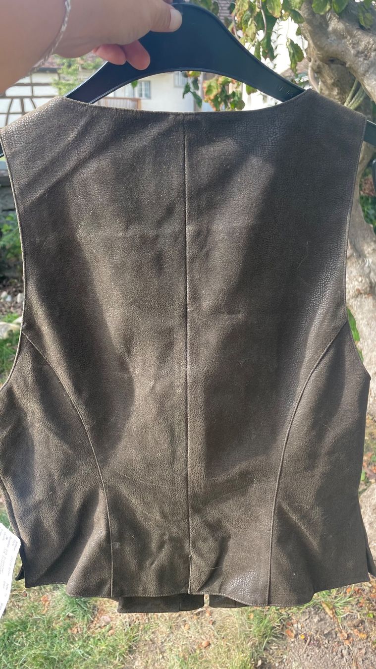 Gilets: Gilet – Neuf avec emballage d'origine à Benken ZH par stefiz 1
