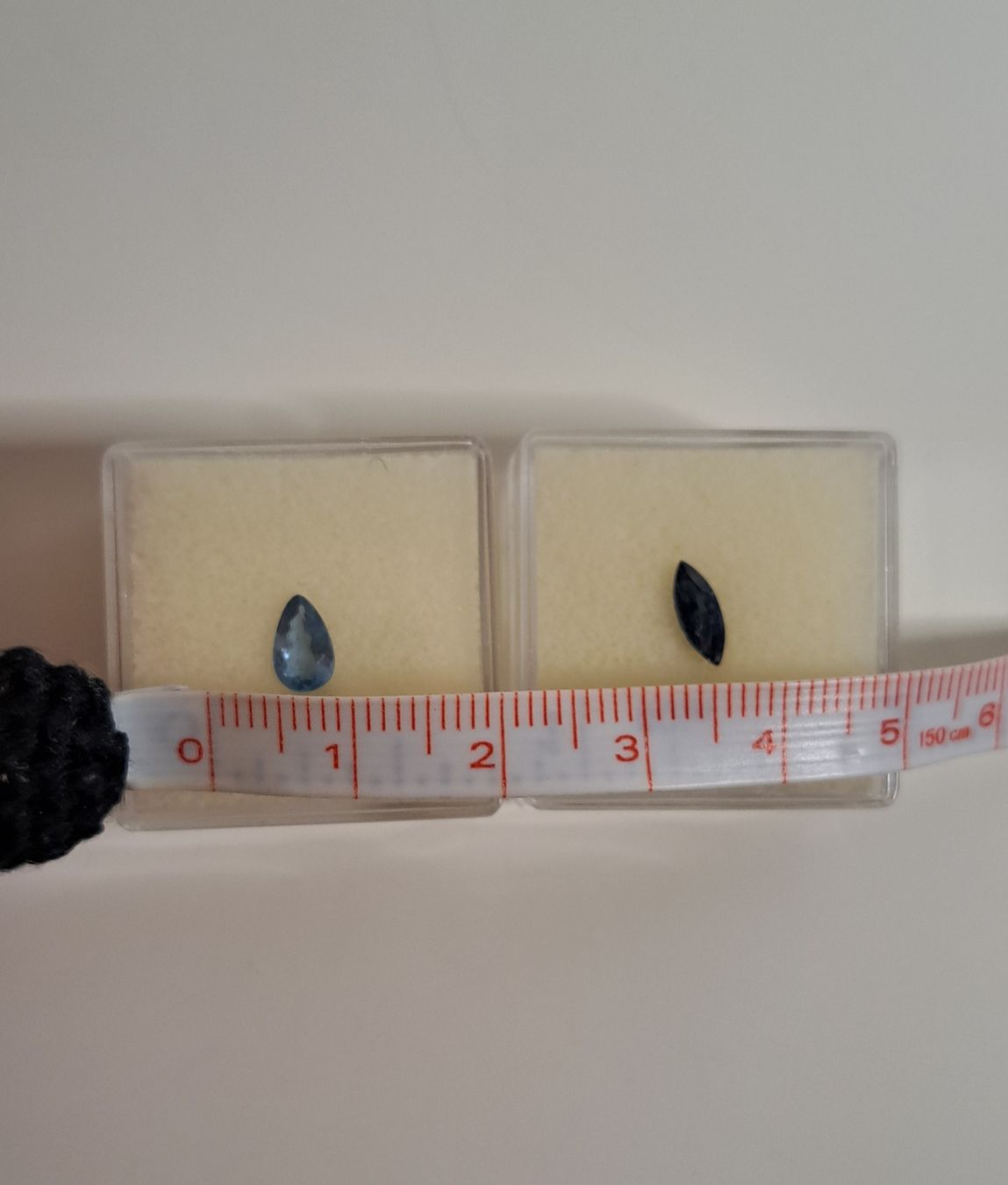Edelsteine: 2 kleine faccetierte Saphire – Neu (gemäss Beschreibung) aus Richterswil von Viorella 1
