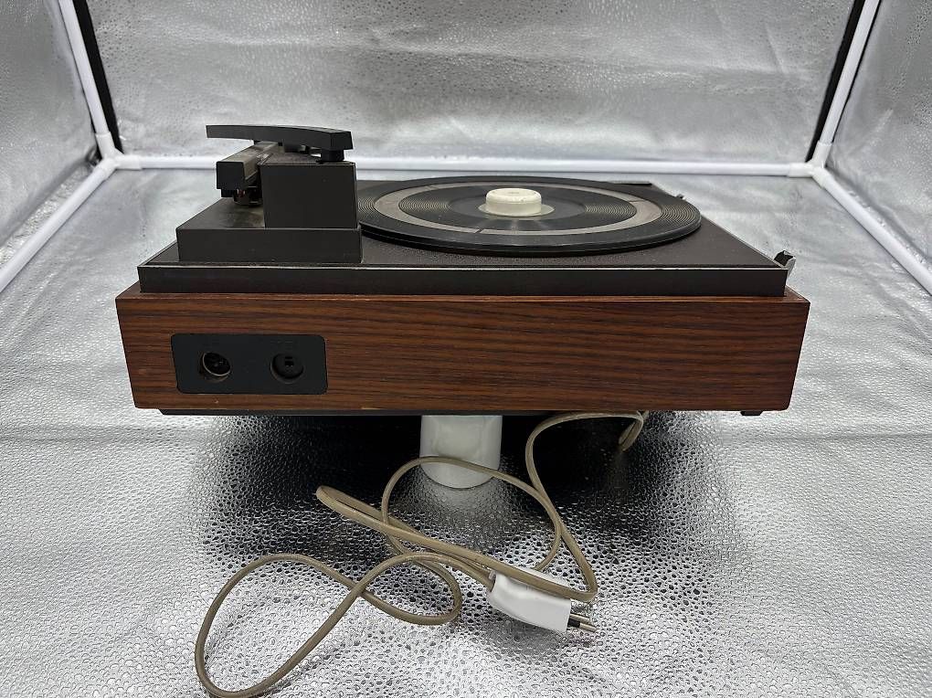 Giradischi: Giradischi Philips Mod. G.F. 047 – Usato da Coldrerio venduto da magnan 1