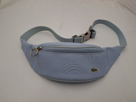 Lacoste Bauch-Tasche hellblau gebraucht guter Zustand