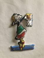 vintage, figurine mio Walt Disney, Dingo au basket