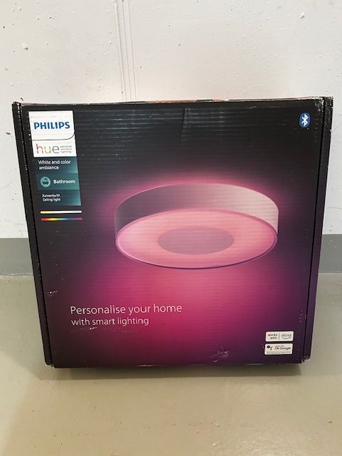 Lustres & lampes de plafonds: Hue Bathroom – Neuf avec emballage d'origine à Rotkreuz par Schlammspringer