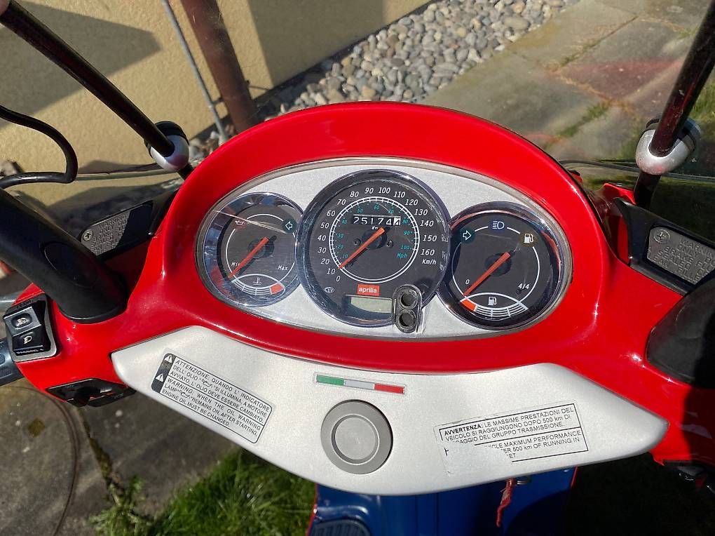 Aprilia Scooters: Aprilia Leonardo 250 – Gebraucht aus Ballwil von menix_68 3