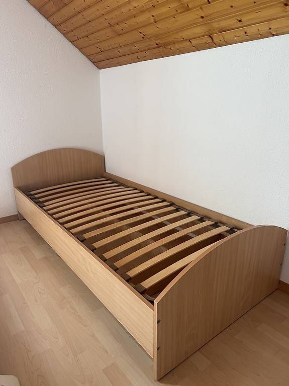 Sommiers: Bett + Lattenrost – D'occasion à Weinfelden par yvo_ph9r