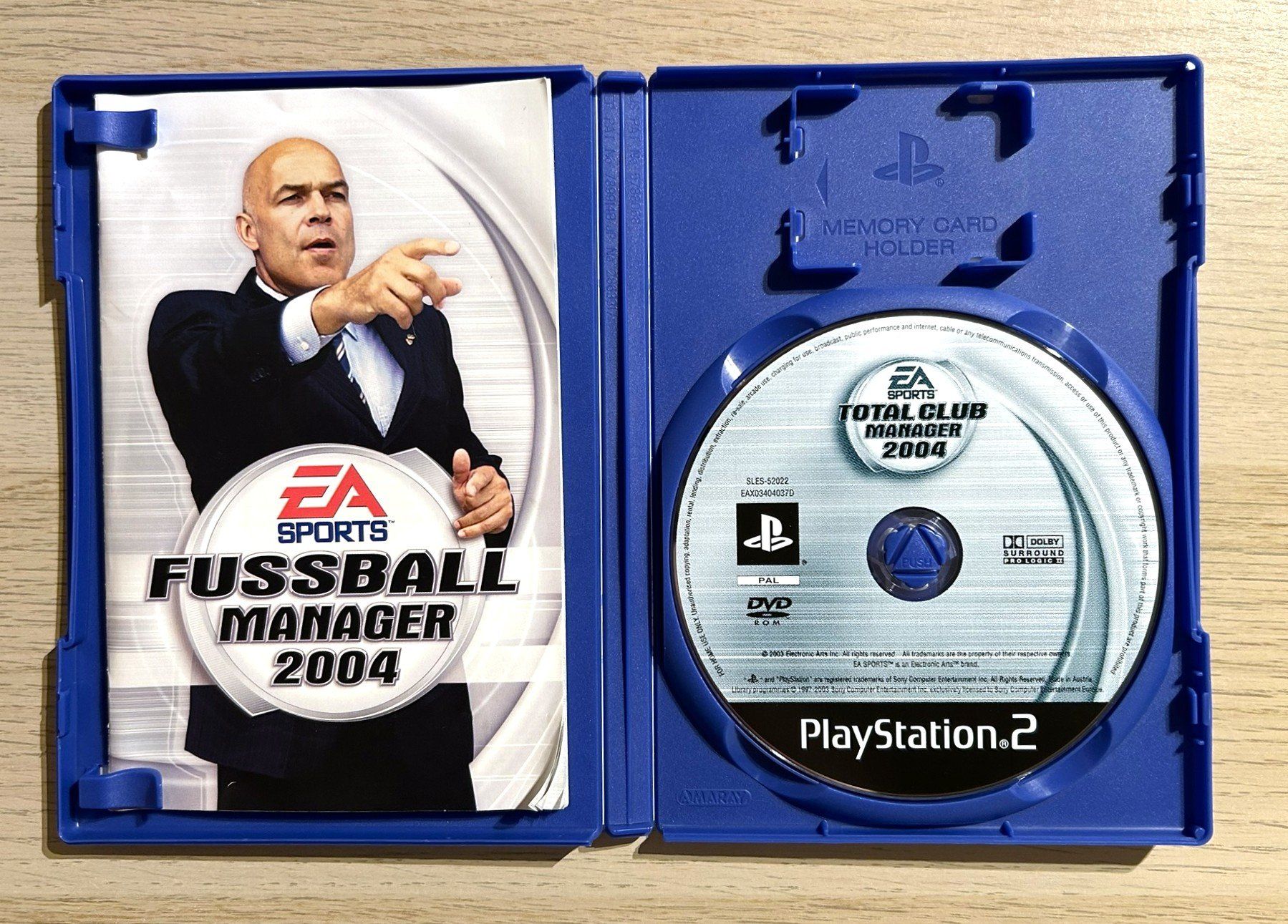 Sony Jeux: Fussball Manager 2004 PS2 – D'occasion à St. Gallen par Alpine.Arcade 2
