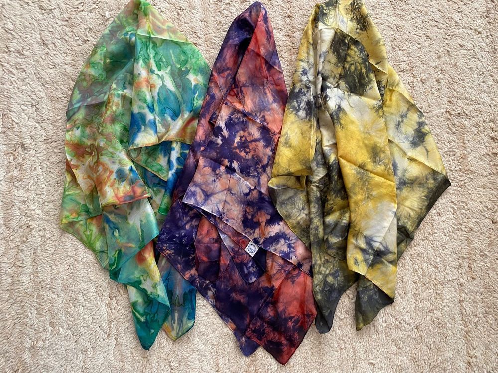 2 Stück Seidentücher 70x70 Cm - Schals Aus Imitierter Seide In Schwarz & Kamel