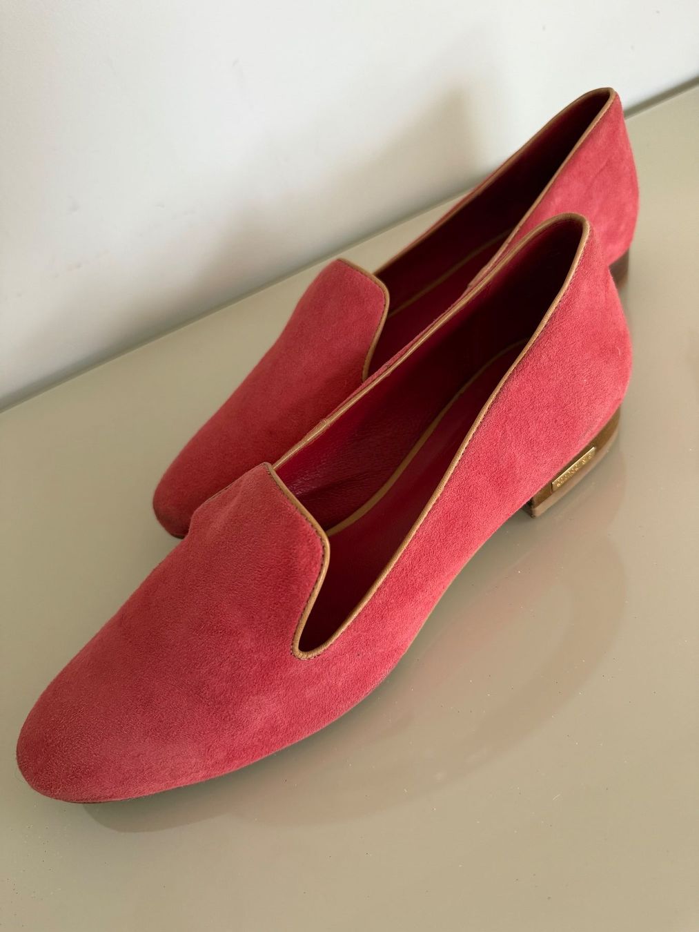 Scarpe da donna: WILDLEDER LOAFERS DAMEN GR. 39 – Usato da Steg im Tösstal venduto da goldlionfree
