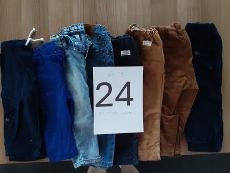 Kinderkleider Paket 24 Gr.74