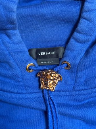 Sweat à capuche Versace bleu roi, taille M, comme neuf po...