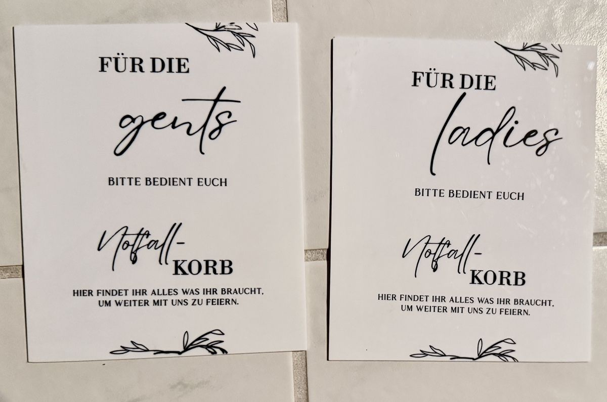 Tutte le decorazioni: Notfallkörbchen Schild Hochzeit Deko – Usato da Horgen venduto da AA.AW55