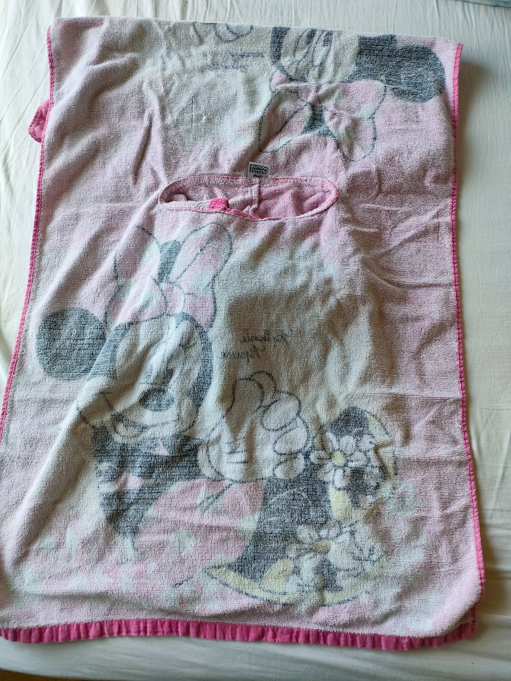 Accappatoi: Minnie Mouse Badeponcho – Usato da Oberentfelden venduto da Chanko 2