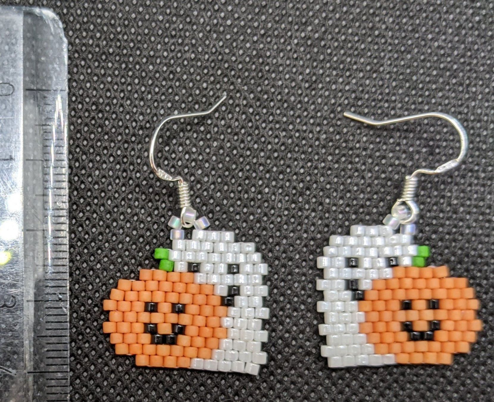 Orecchini pendenti & Orecchini a lobo: Perlenohrringe- Haloween Gost&Pumpkin – Nuovo (secondo la descrizione) da Zürich venduto da pisamun 1