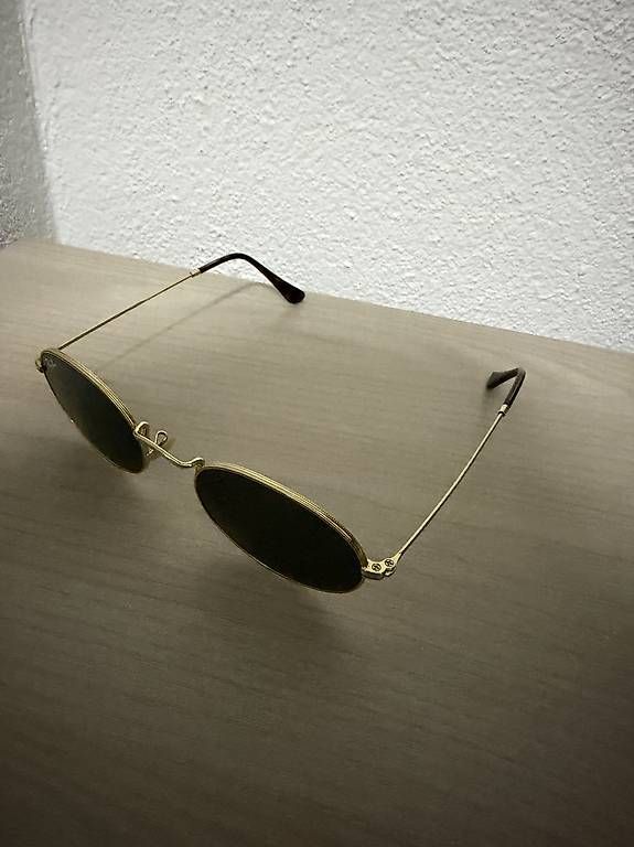 Altro in  Abbigliamento & Accessori: Ray-Ban Oval Dorati con Custodia – Usato da Biasca venduto da mattiapaglia67 1