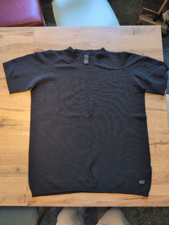 AlphaTauri Herren T-Shirt – Grösse M – Schwarz / Dunkelblau