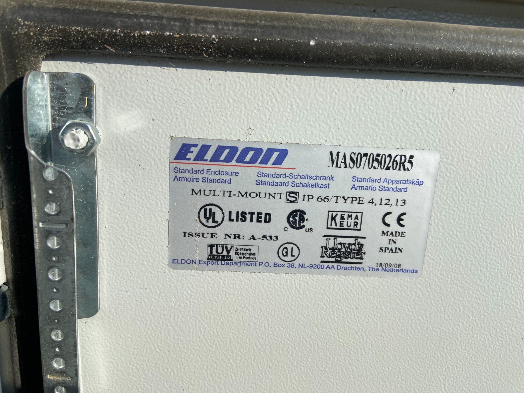 Alimentation électrique: Elektrosteuerkasten – D'occasion à Uetendorf par trabit 8