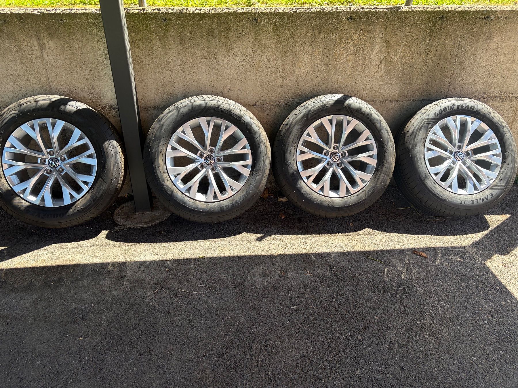 Audi Cerchioni: Felgen Vw Touareg / Audi Q7 – Usato da Dino venduto da mar_8pkk
