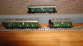 3 kleine Personenwagen DB Fleischmann piccolo Spur N