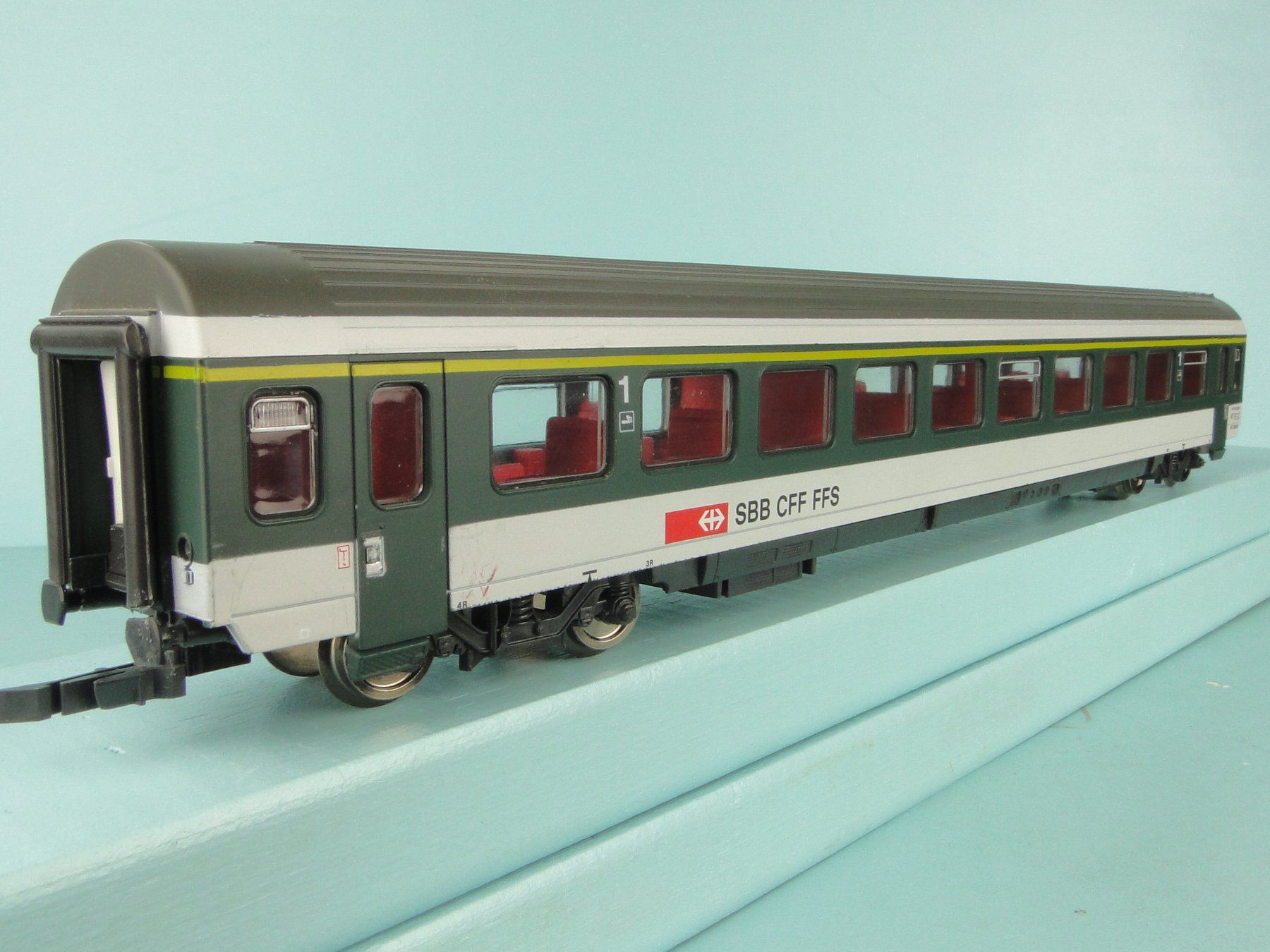 Roco Modellini di ferrovie: Roco H0 SBB EW IV 1 Kl. / AC – Usato da Bülach venduto da cann11