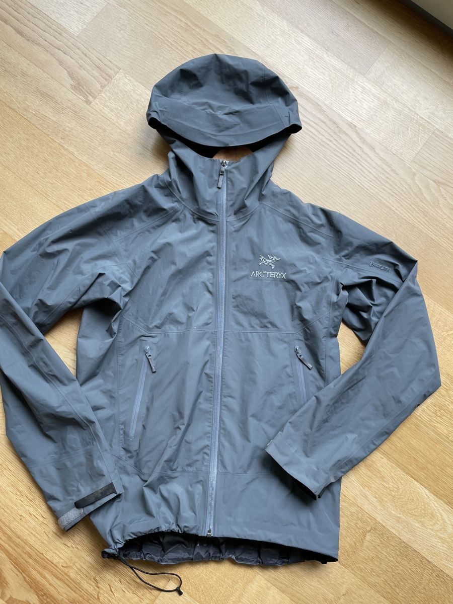 Arcteryx Jacken: Arc'teryx Beta grau Grösse S – Gebraucht aus Andelfingen von Chiquilla0