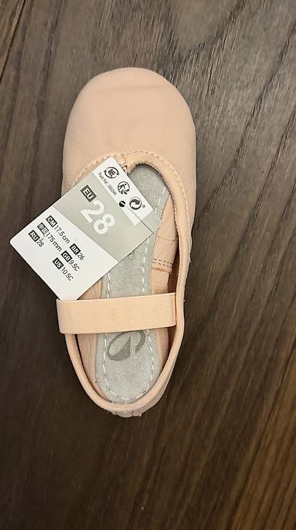 Decathlon Schuhe für Mädchen: Ballettschuhe NEU! – Gebraucht aus Zollikon von Amberina 2