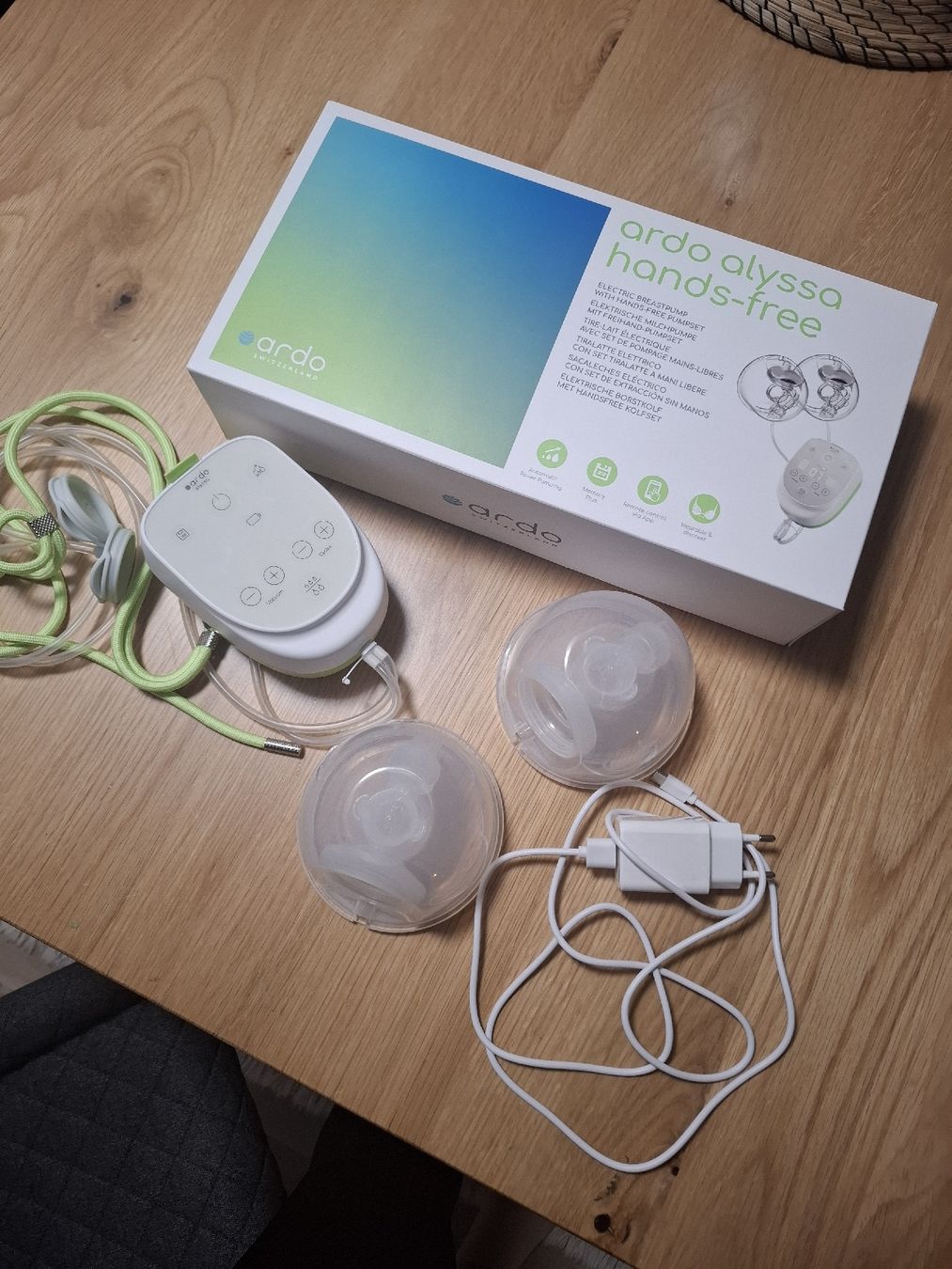 Ardo Accessori per l’allattamento: Ardo Alyssa, Handsfree-Milchpump – Nuovo (secondo la descrizione) da Balzers venduto da 120490
