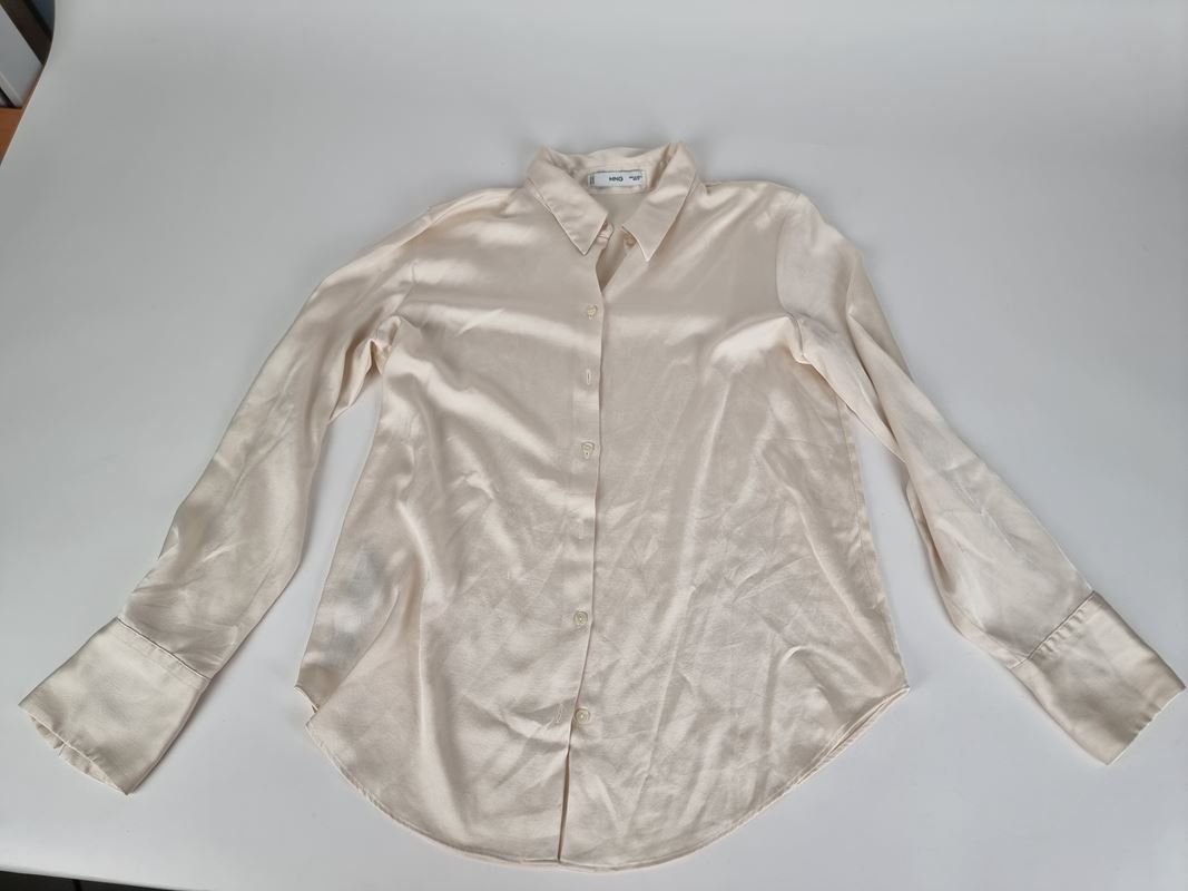 Mango Chemisiers: Mango Bluse cremeweiss, Grösse M – D'occasion à Urtenen-Schönbühl par Restwert_Schoenbuehl 4